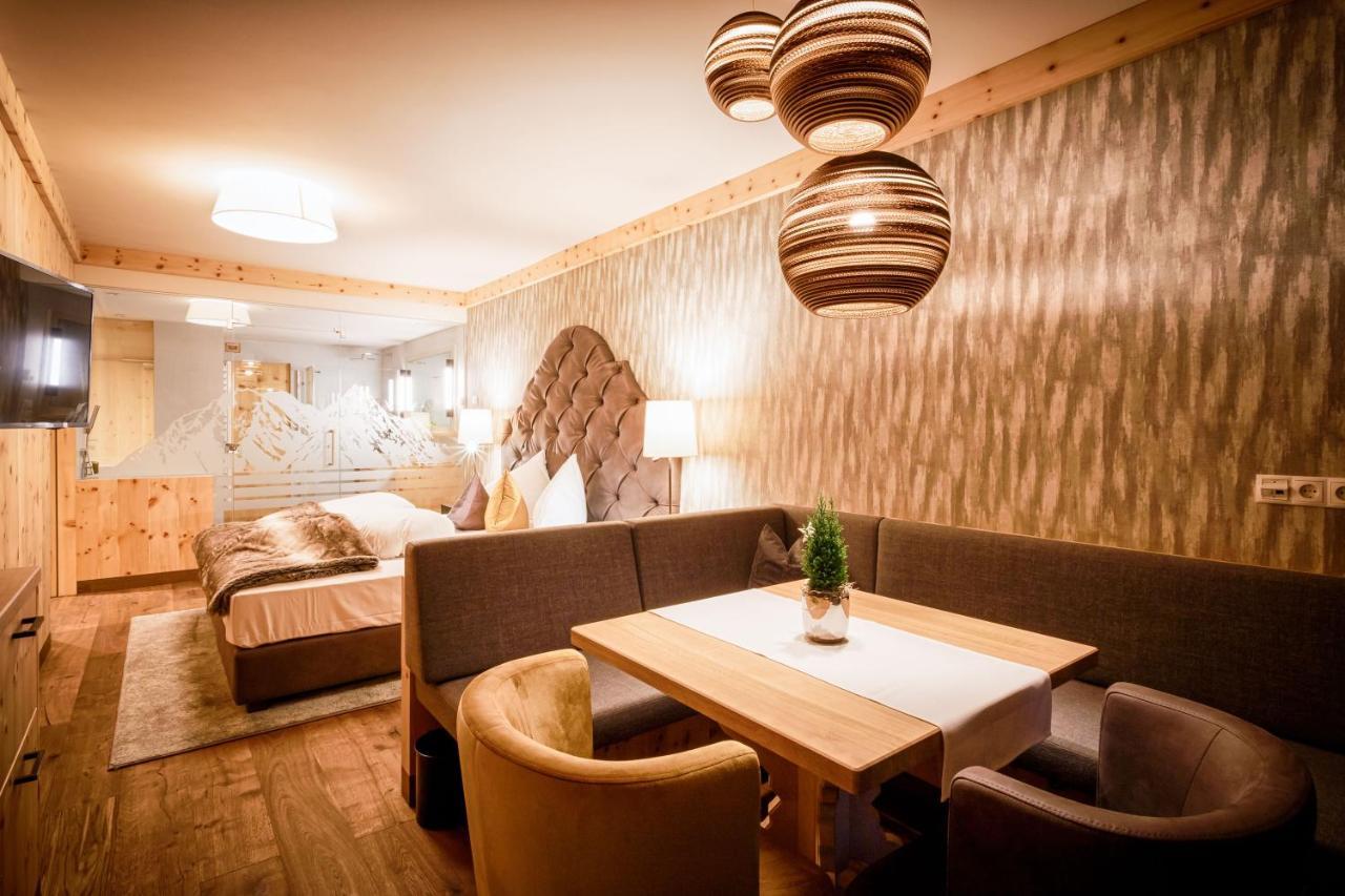 Vitalpina Hotel Magdalenahof Santa Maddalena in Casies Eksteriør billede